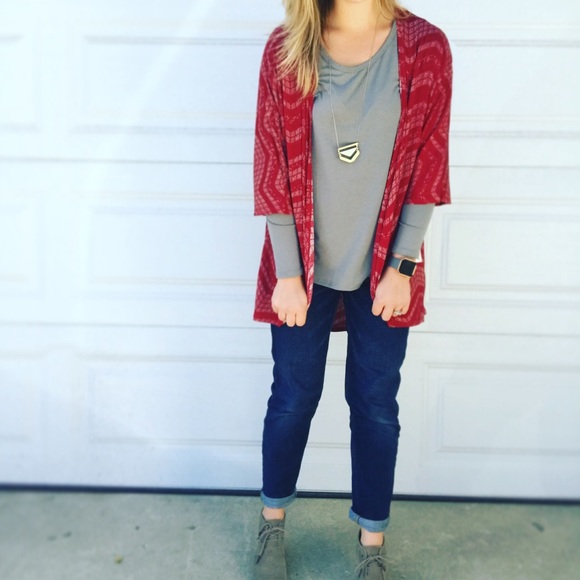 LuLaRoe Tops - LuLaRoe | Red Lindsay Kimono